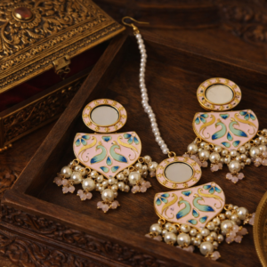 🌸 Gulnaar Peacock Pearl Set